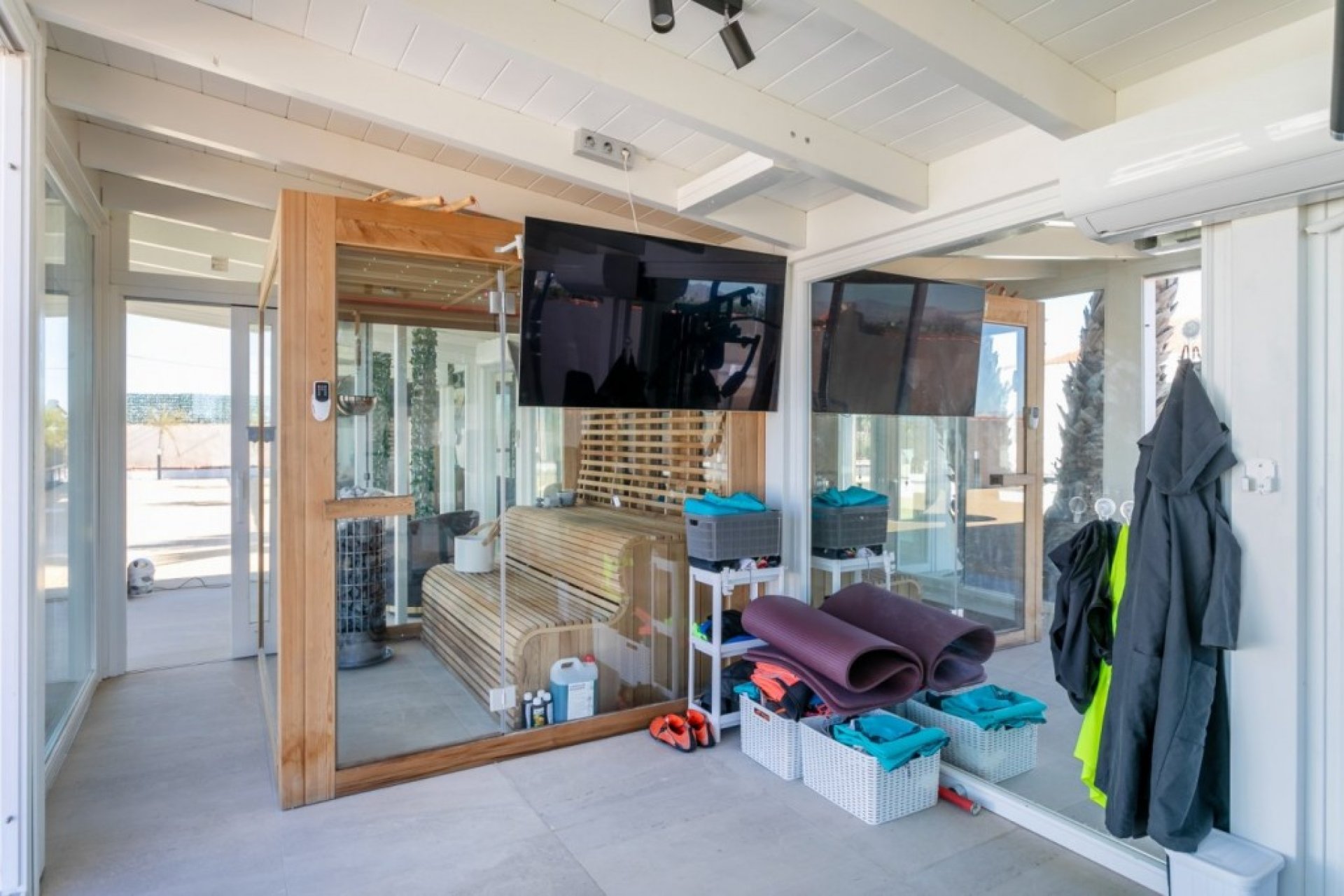 Resale - Villa -
El Mudamiento