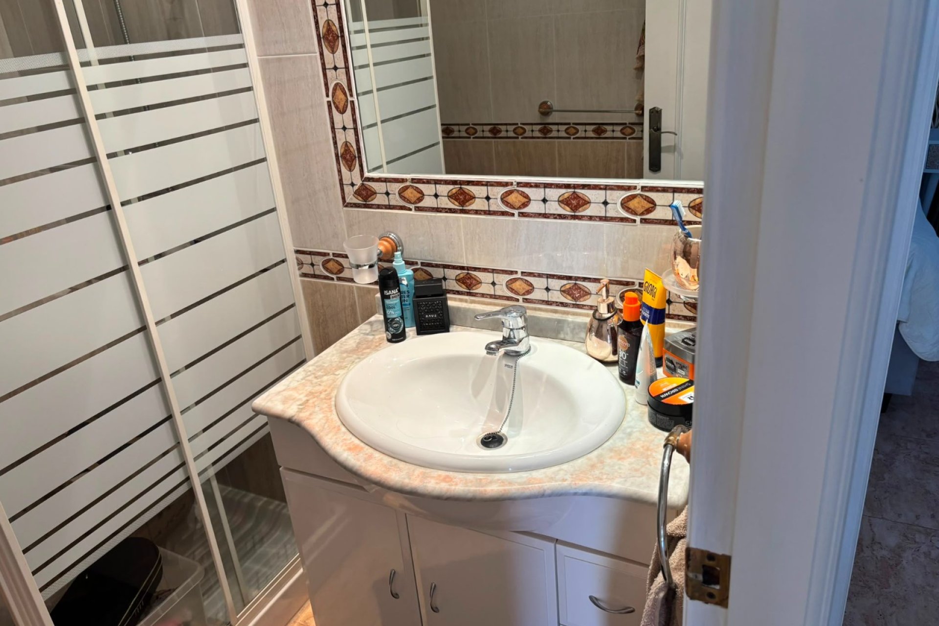 Resale - Villa -
El Raso - Guardamar del Segura