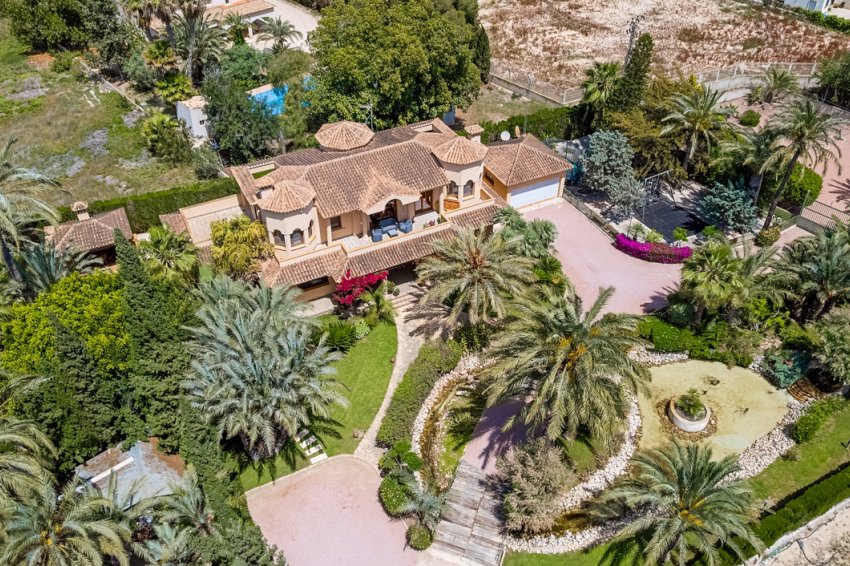 Resale - Villa -
Elche - Elche/Elx