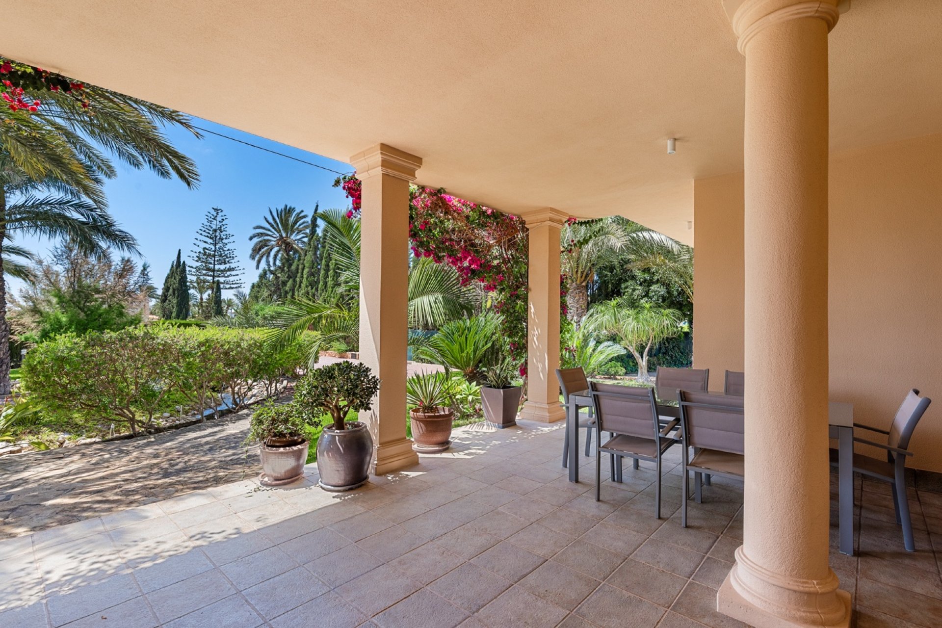 Resale - Villa -
Elche - Elche/Elx