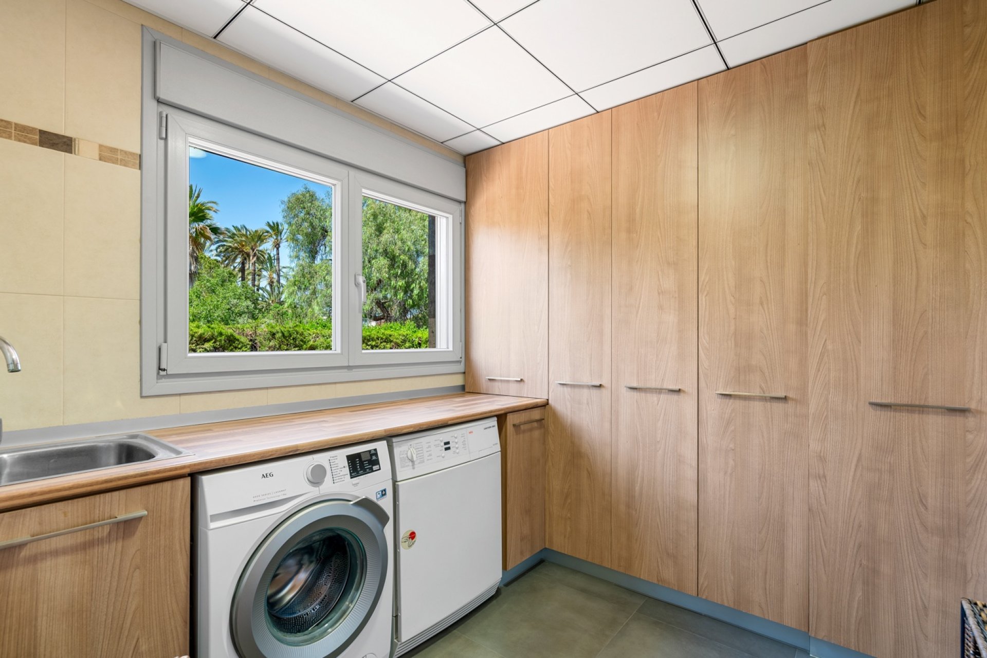 Resale - Villa -
Elche - Elche/Elx