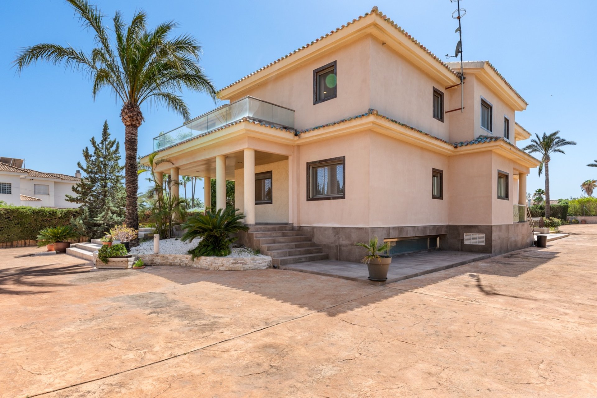 Resale - Villa -
Elche - Elche/Elx