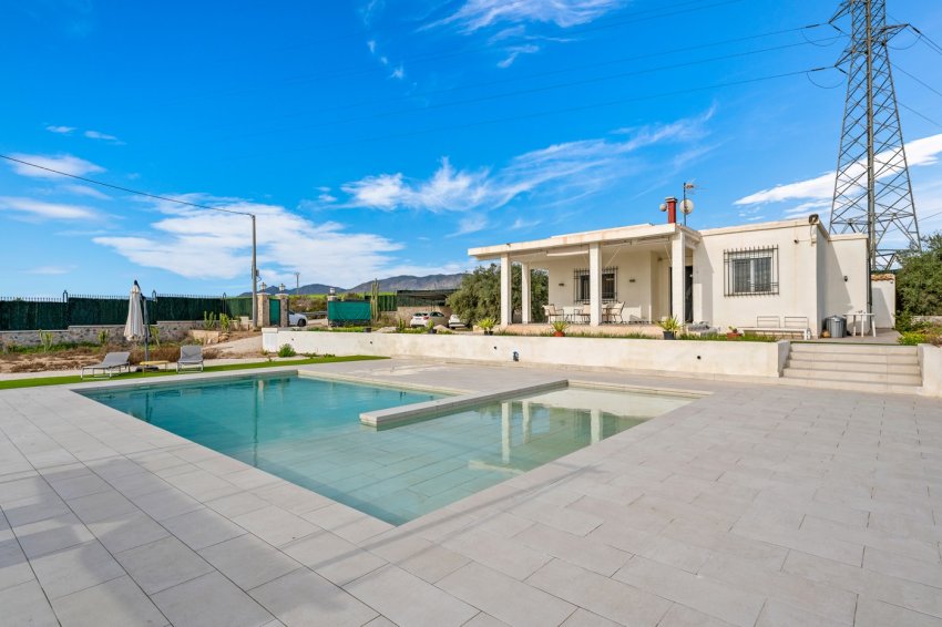 Resale - Villa -
Elche - Elche/Elx