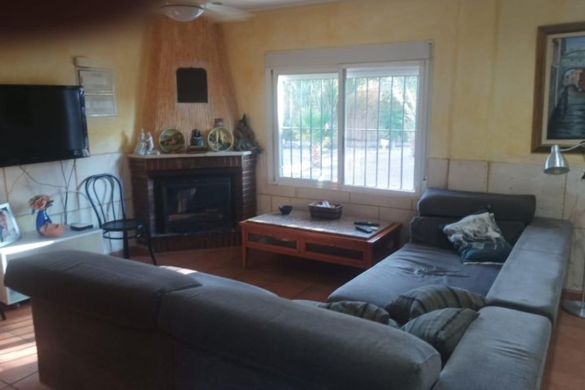 Resale - Villa -
Elche