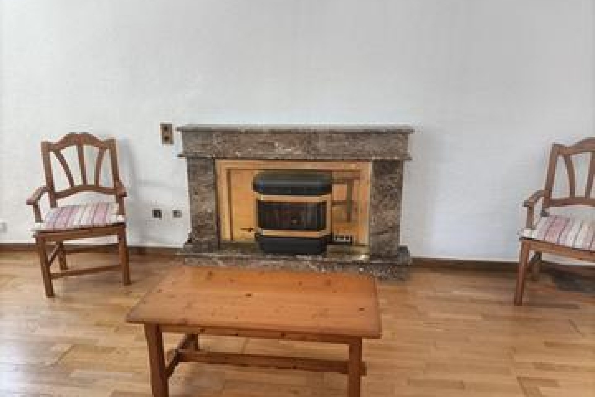 Resale - Villa -
Elche