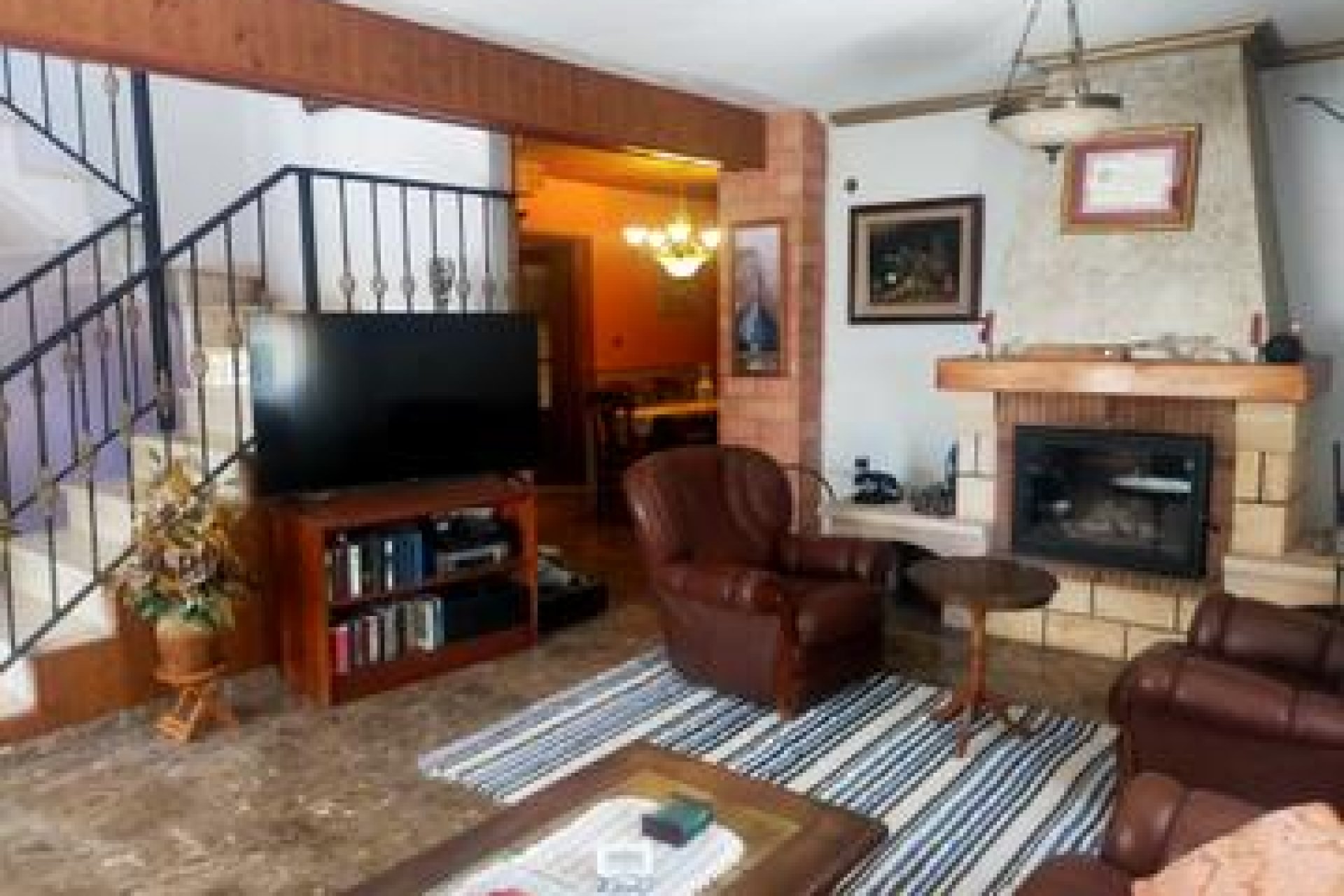 Resale - Villa -
Elche