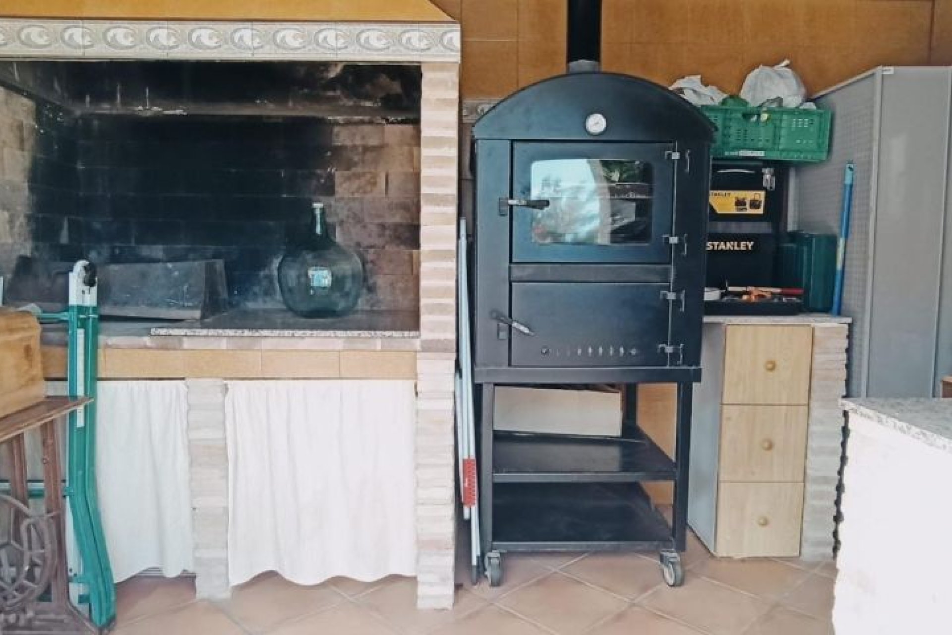 Resale - Villa -
Elche