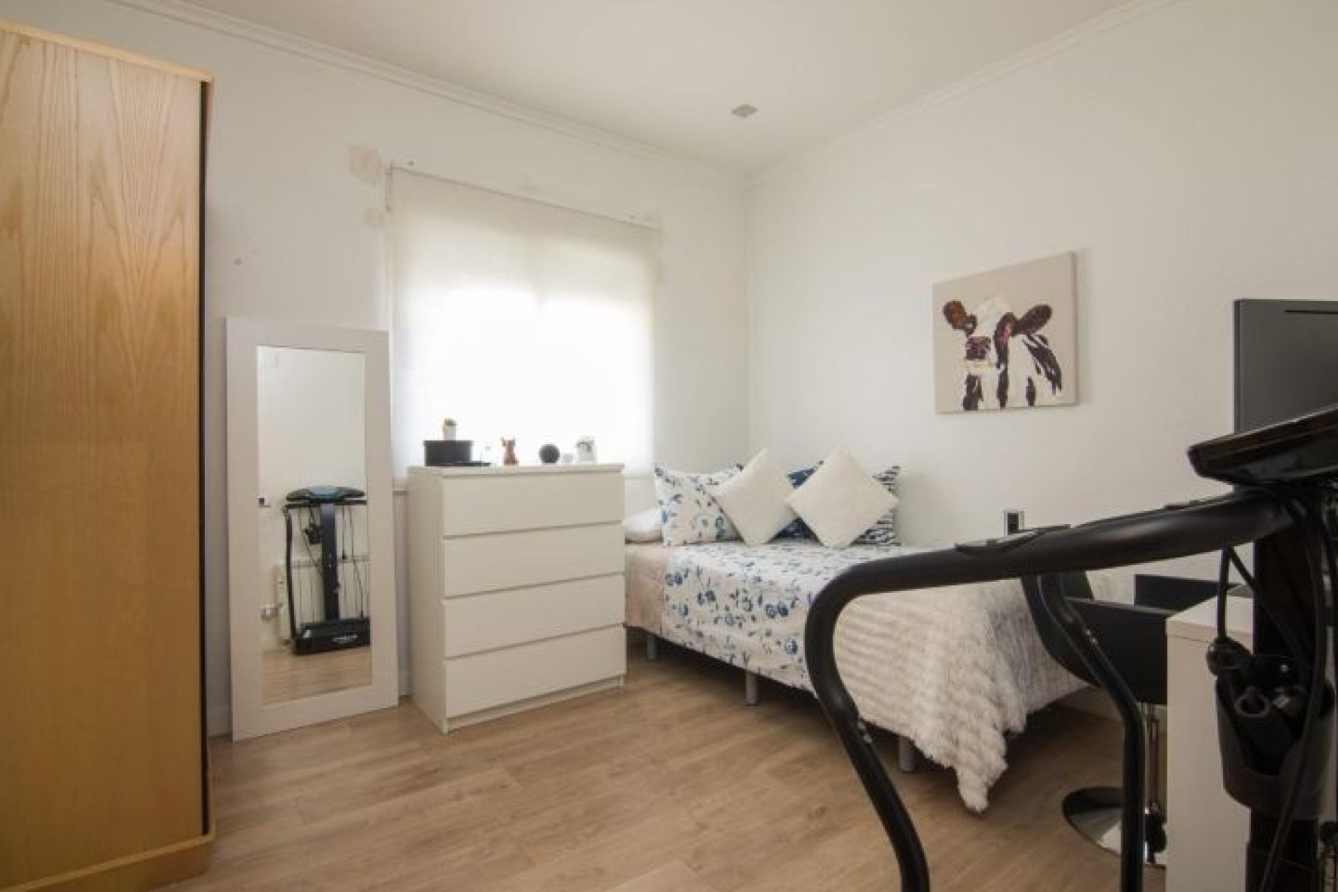 Resale - Villa -
Elche