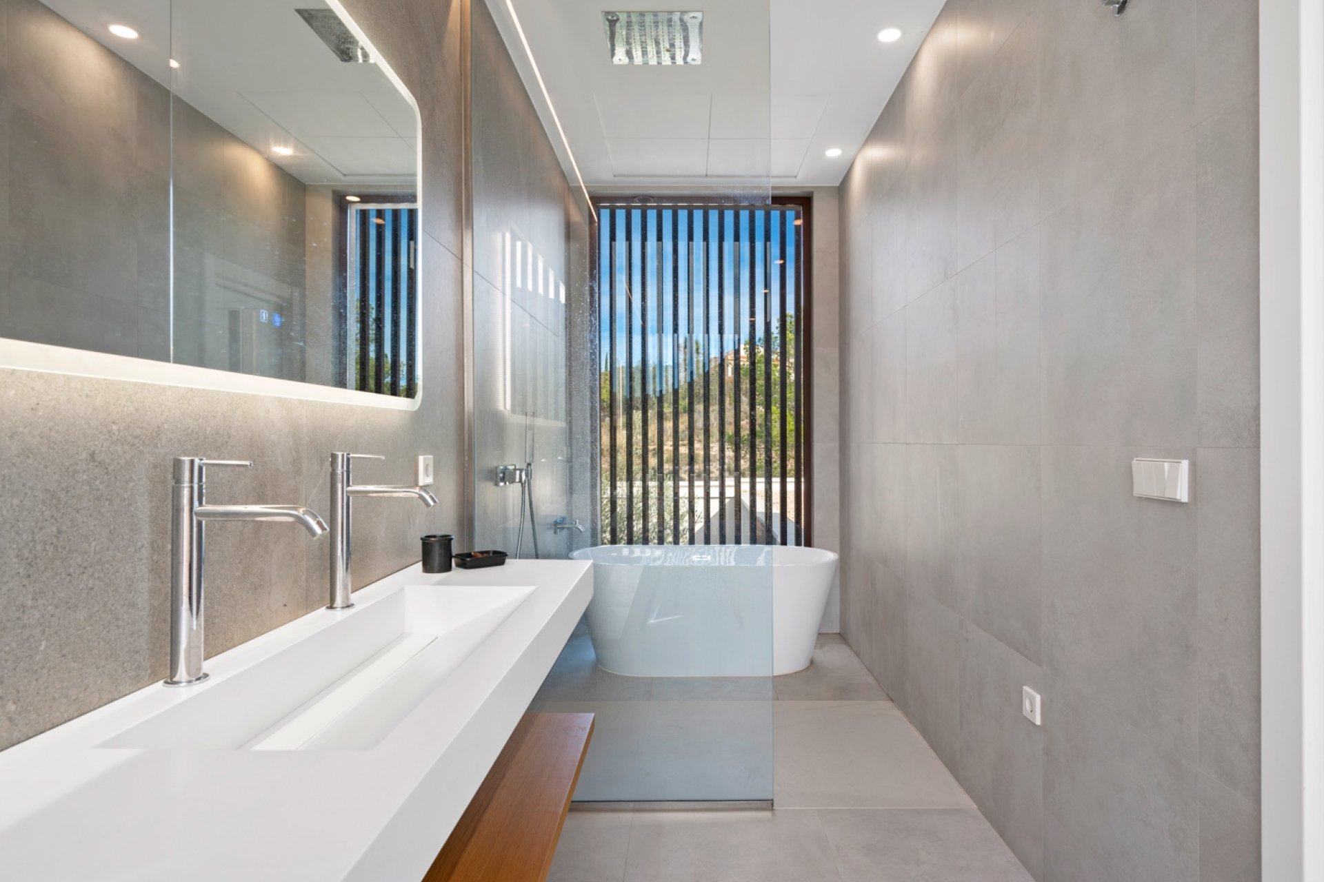 Resale - Villa -
Finestrat