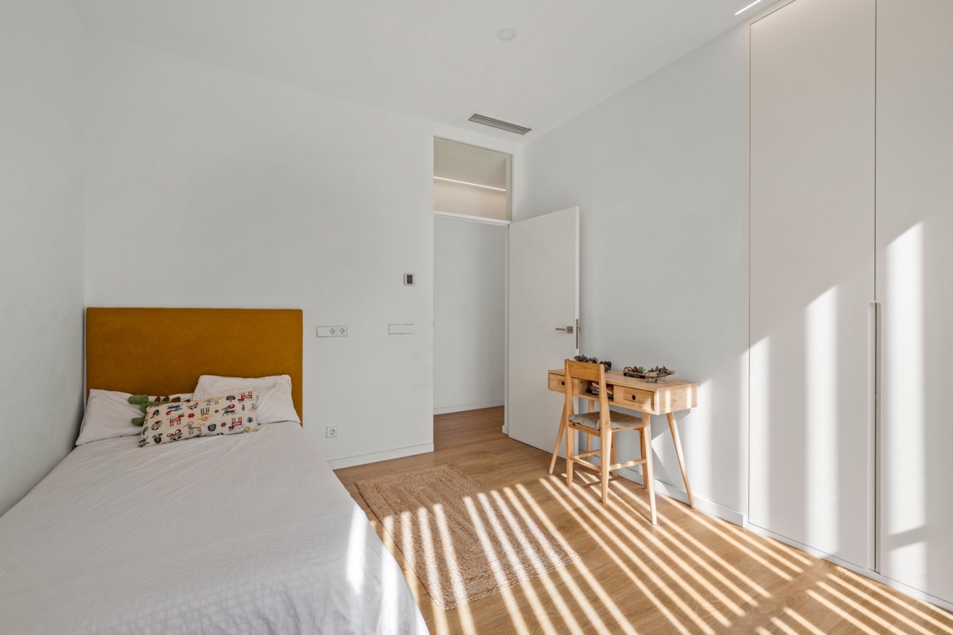 Resale - Villa -
Finestrat