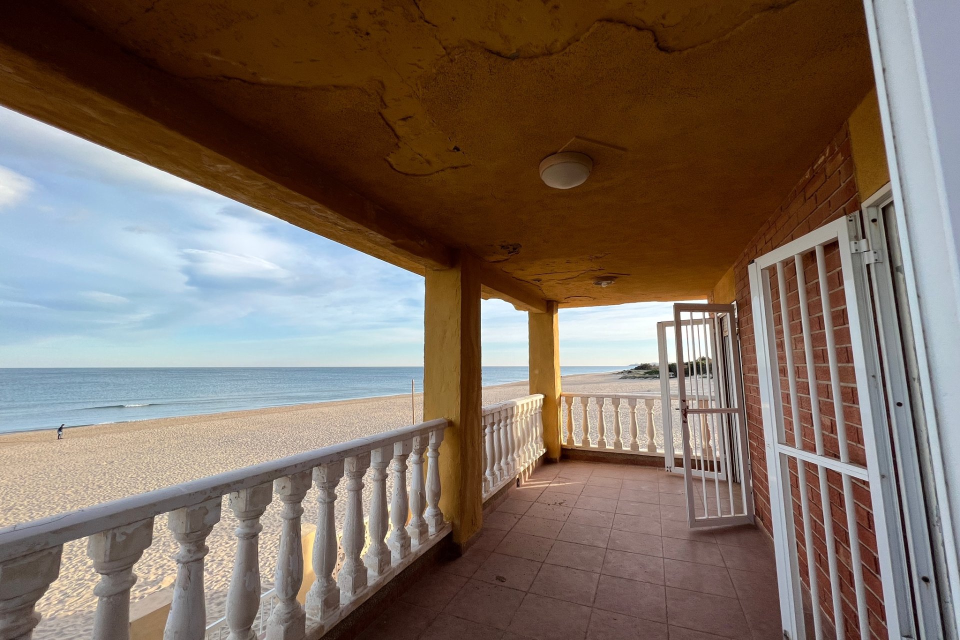 Resale - Villa -
Guardamar del Segura - Costa Blanca Sur