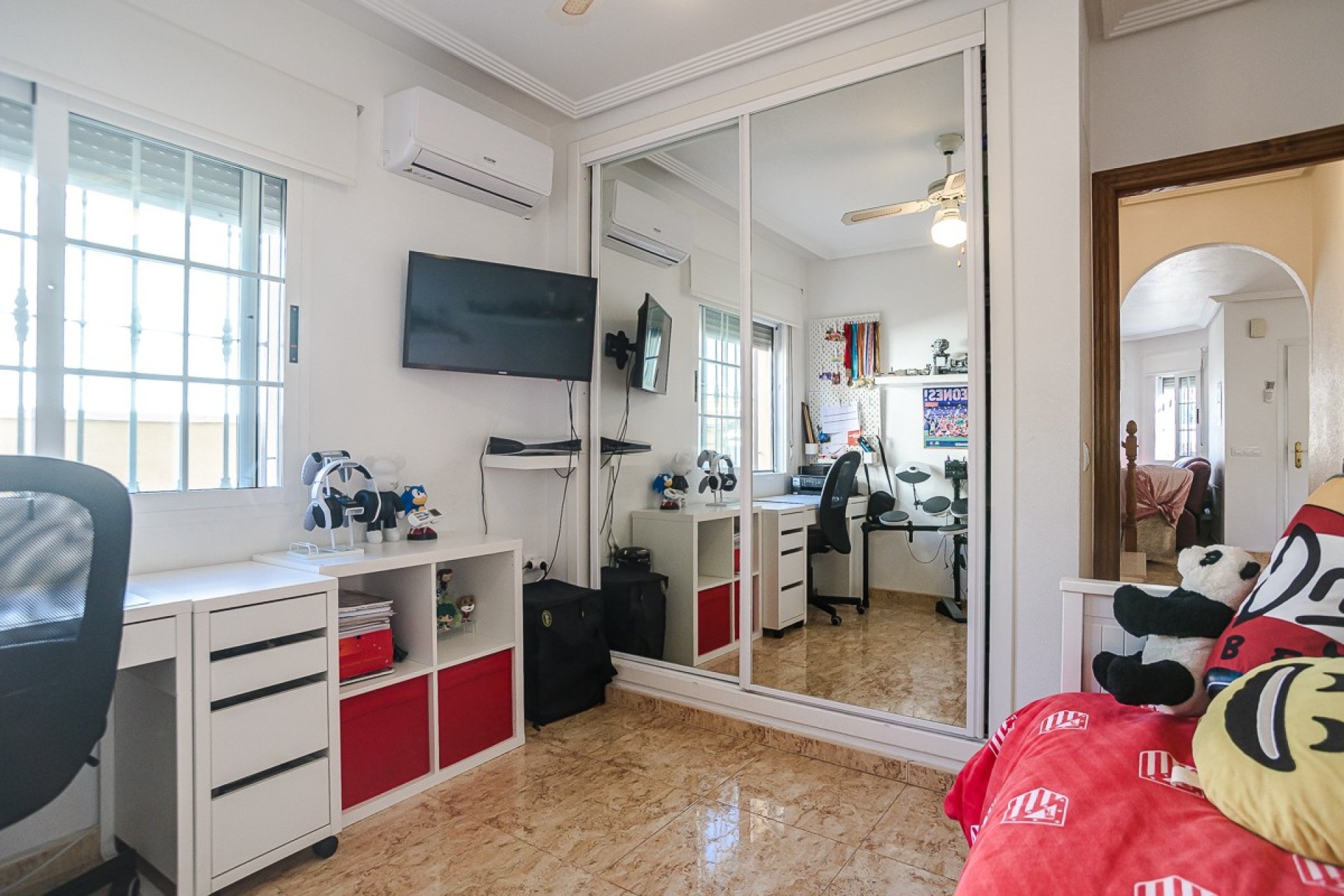 Resale - Villa -
Guardamar del Segura - EL RASO