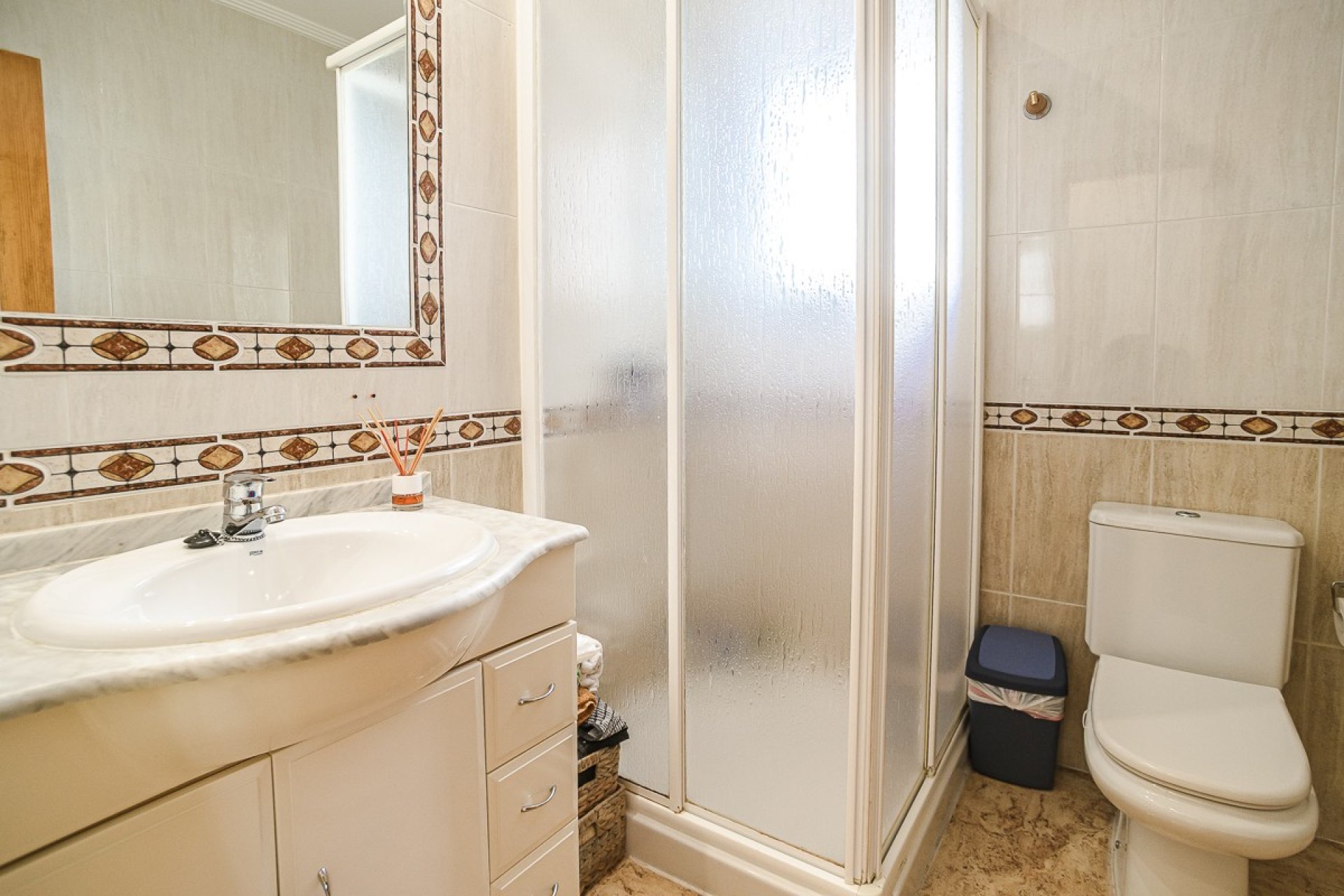 Resale - Villa -
Guardamar del Segura - EL RASO