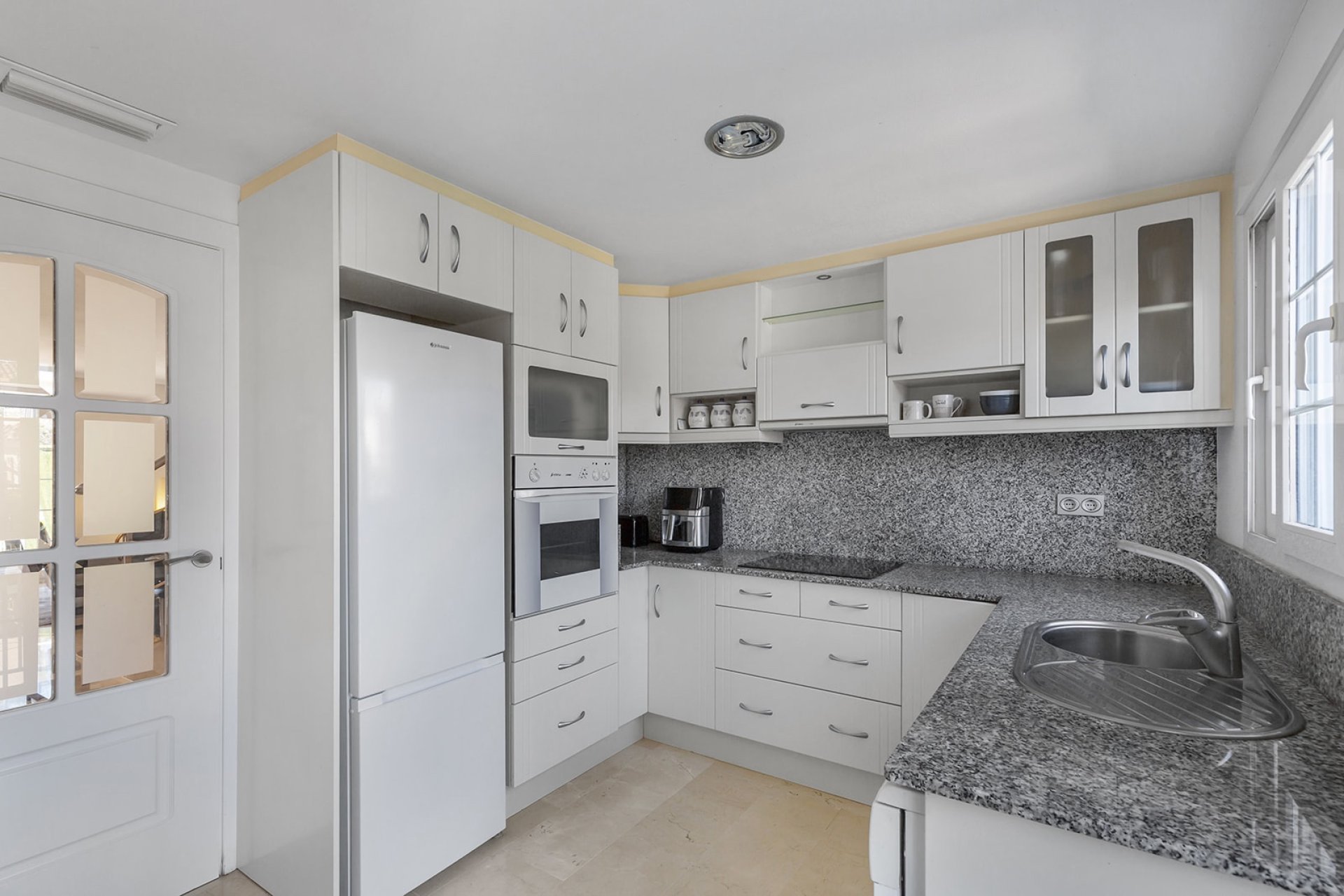 Resale - Villa -
Guardamar del Segura - El Raso