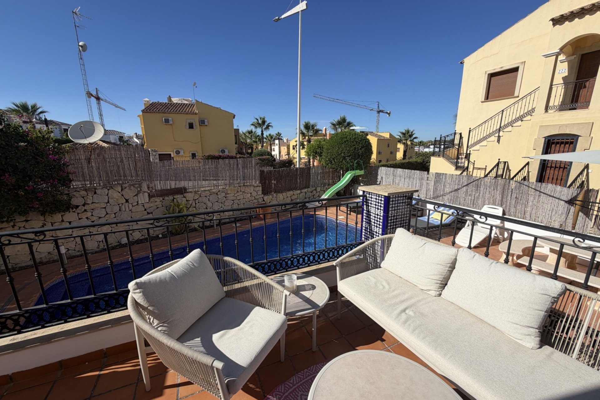 Resale - Villa -
La Finca Golf