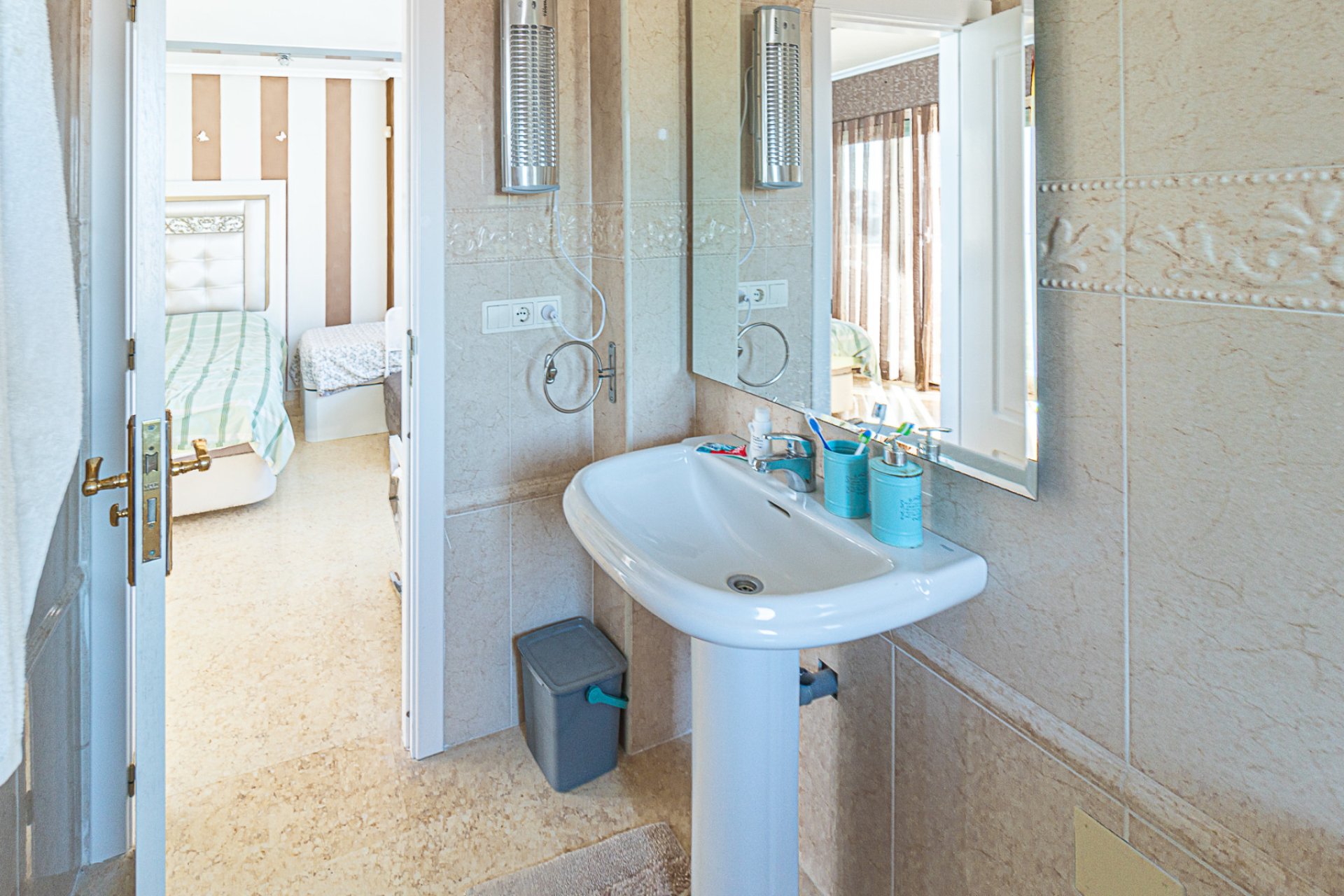 Resale - Villa -
La Mata