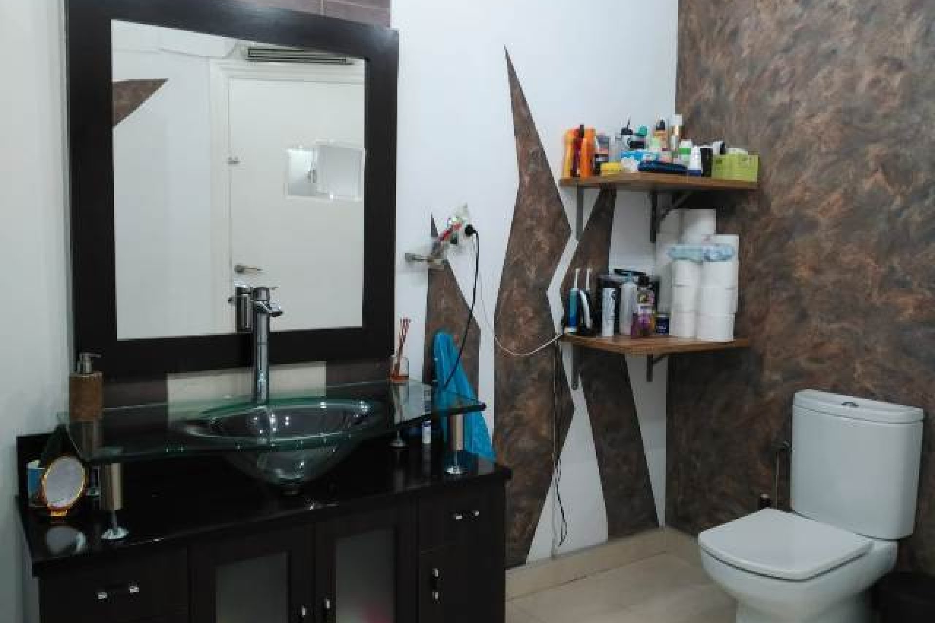 Resale - Villa -
La Matanza