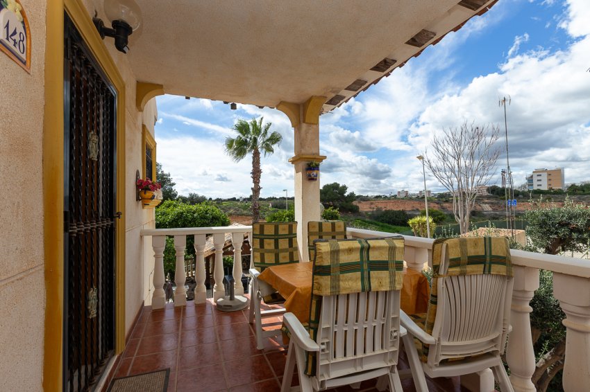 Resale - Villa -
La Zenia