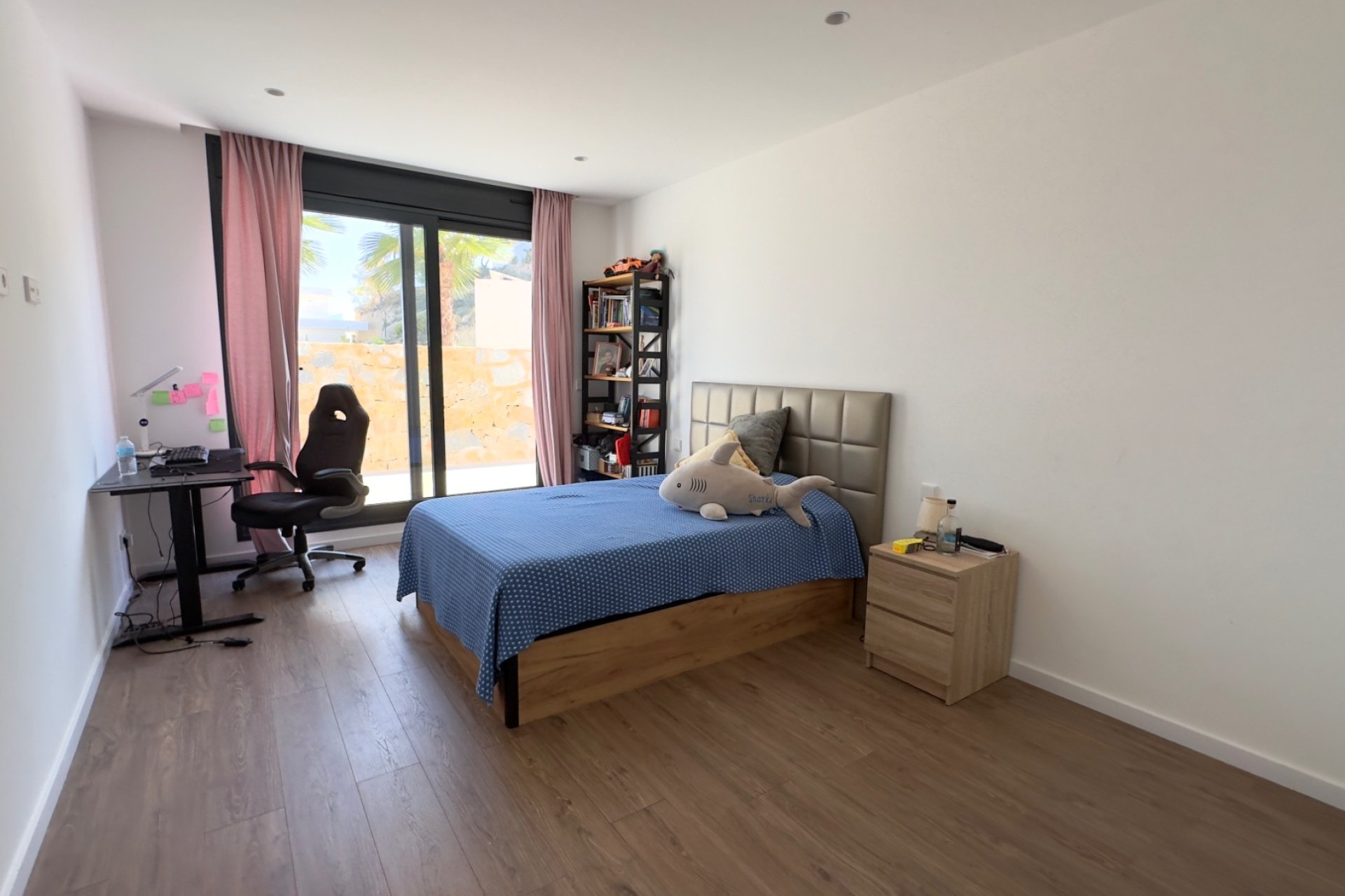 Resale - Villa -
Las Colinas Golf