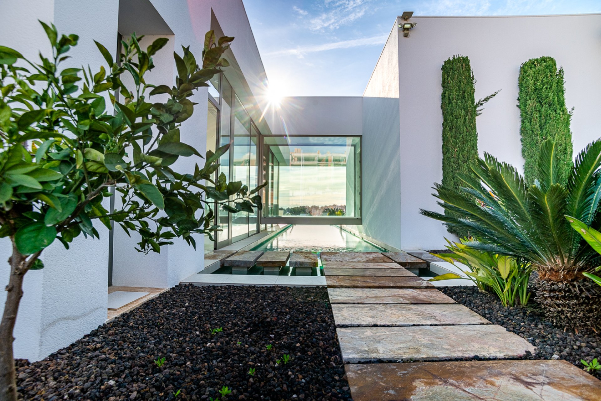 Resale - Villa -
Las Colinas Golf