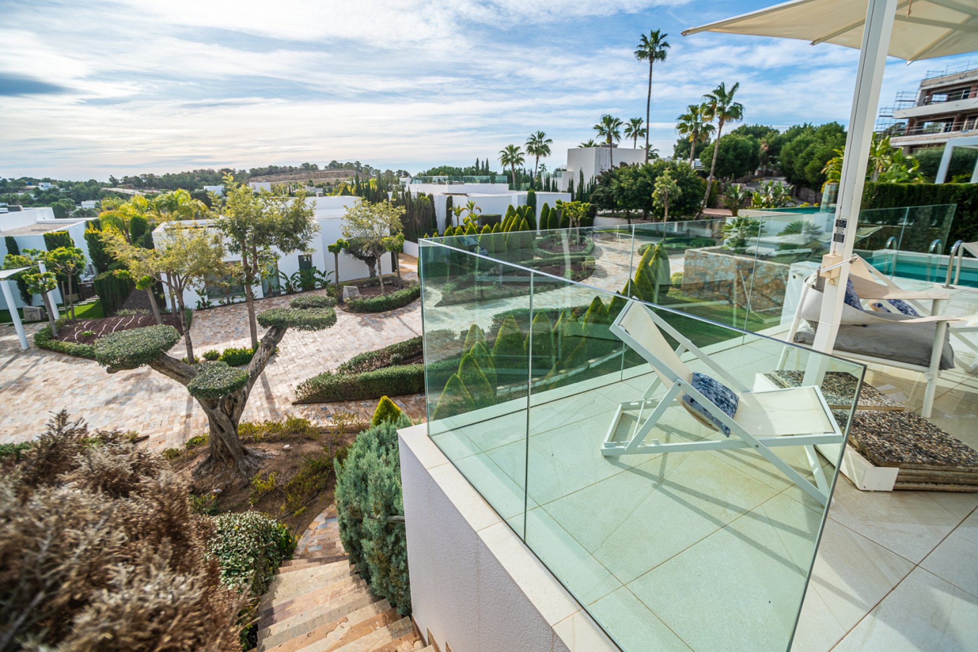 Resale - Villa -
Las Colinas Golf