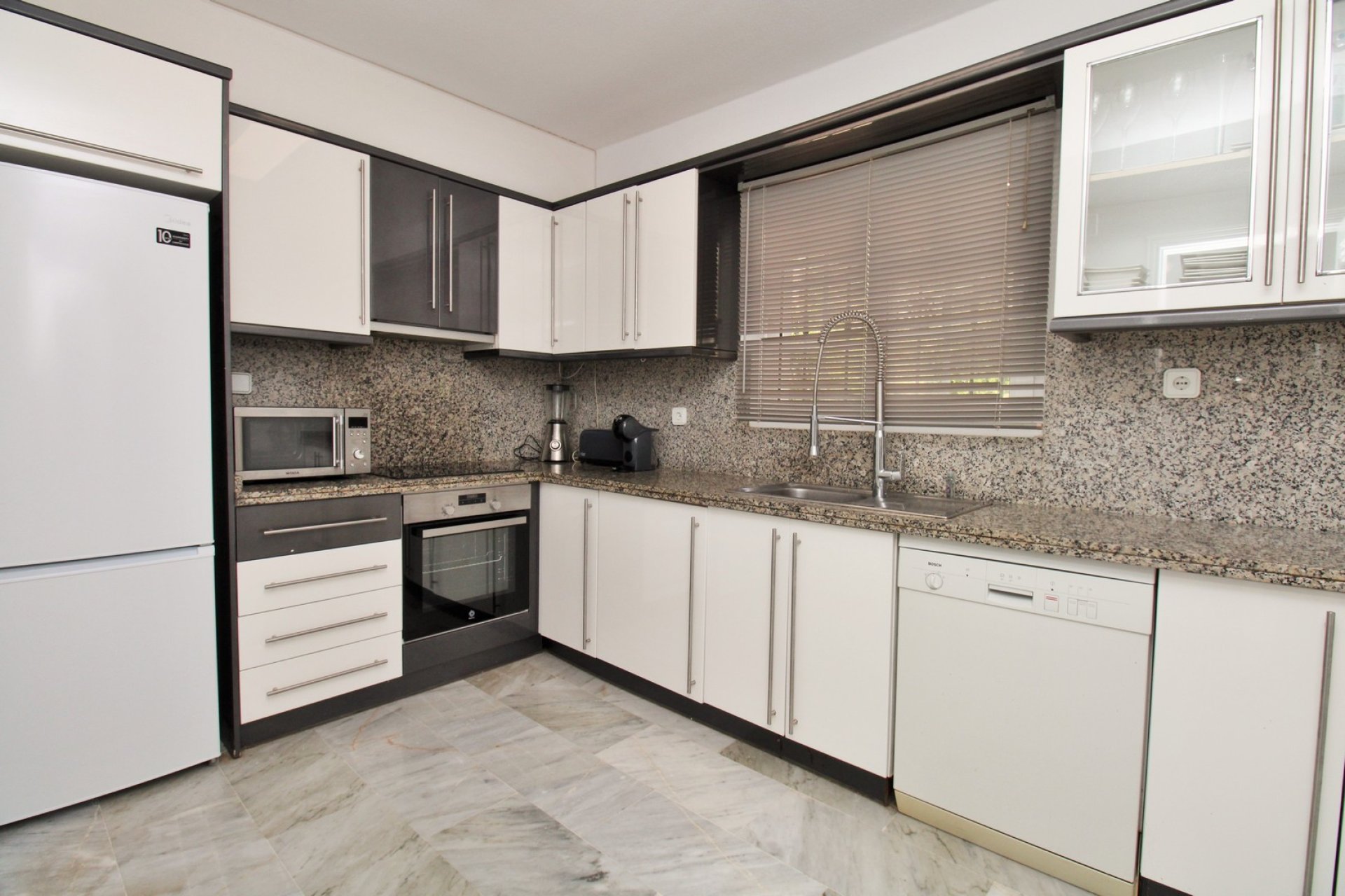 Resale - Villa -
Las Ramblas