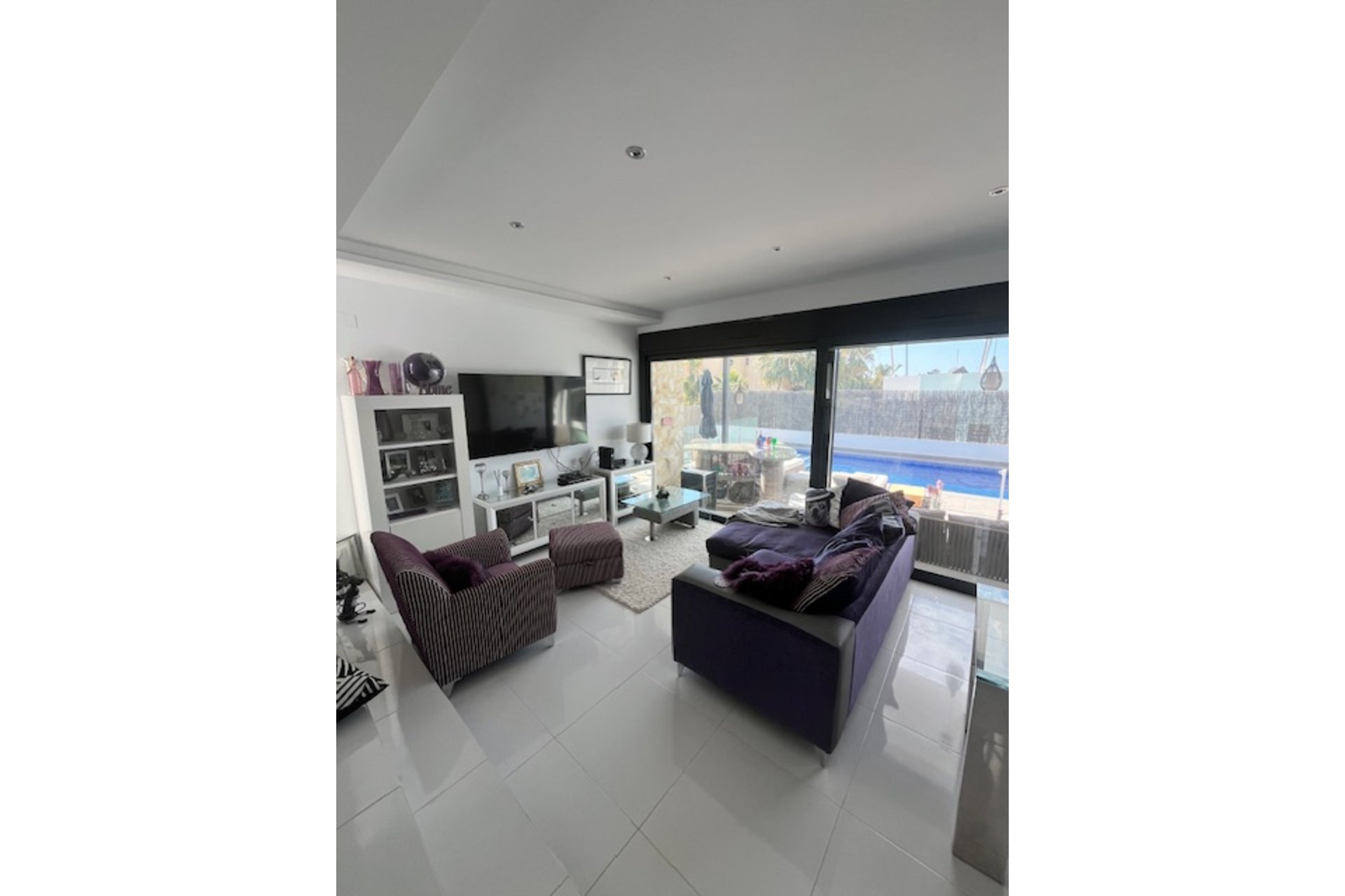 Resale - Villa -
Lomas de Cabo Roig