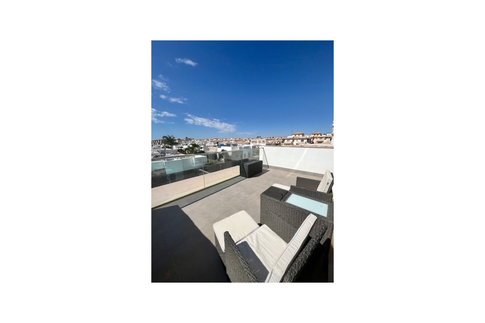 Resale - Villa -
Lomas de Cabo Roig