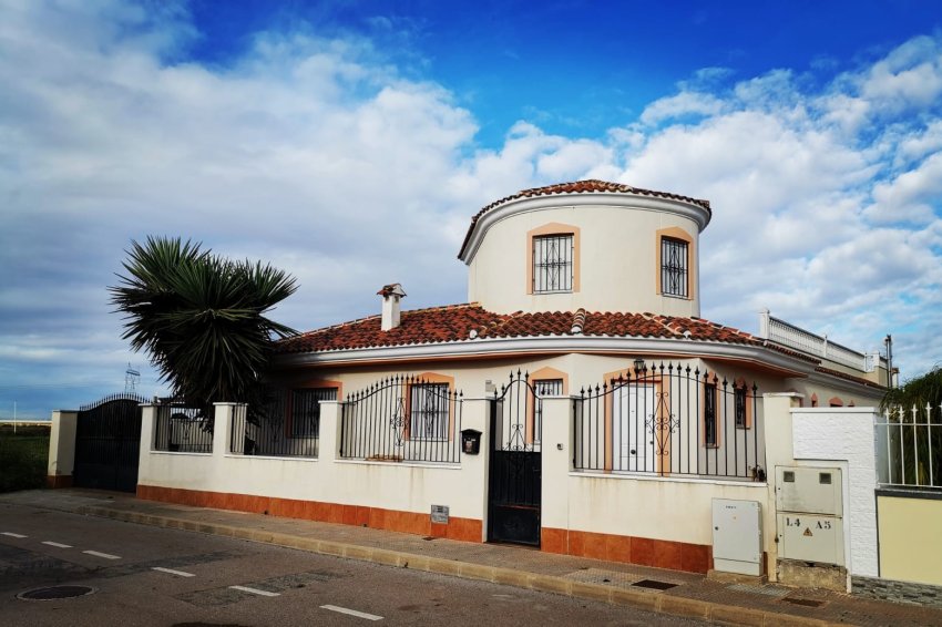 Resale - Villa -
Los Alcázares - Town