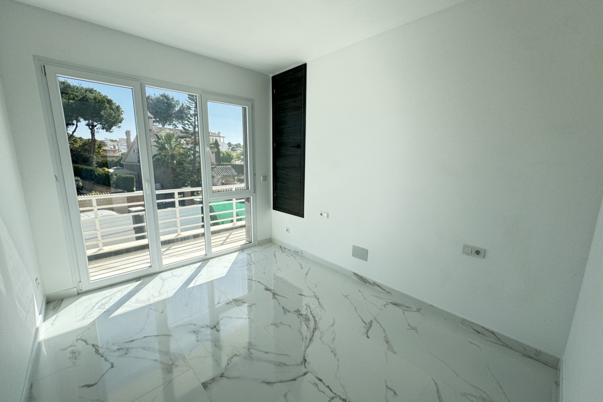 Resale - Villa -
Los Balcones