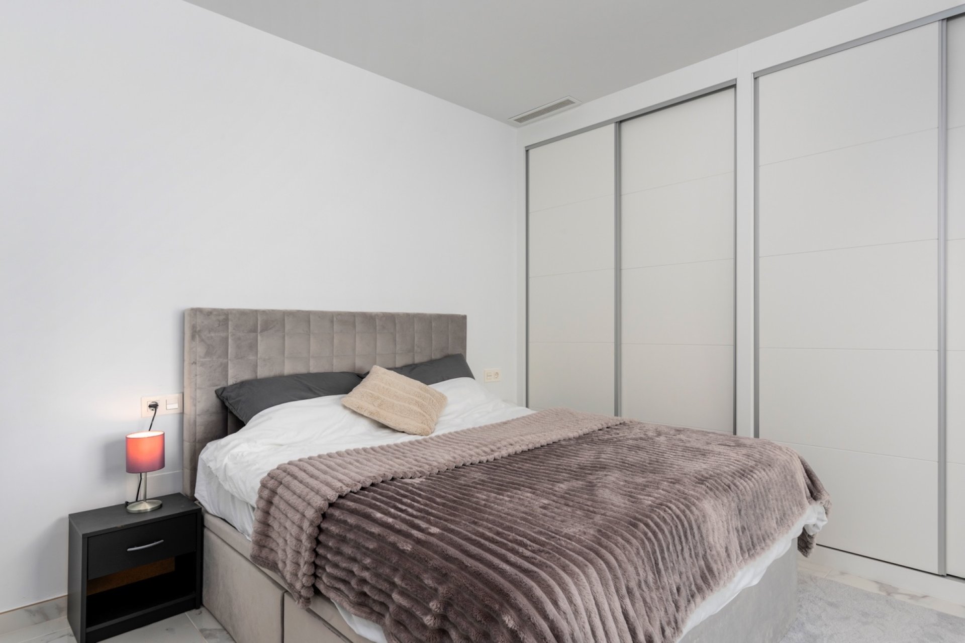 Resale - Villa -
Los Montesinos - La Herada