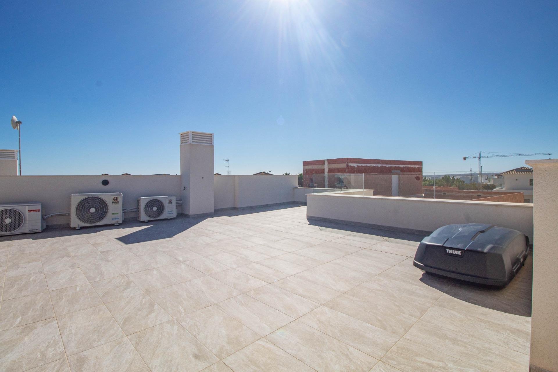 Resale - Villa -
Los Montesinos - La herrada