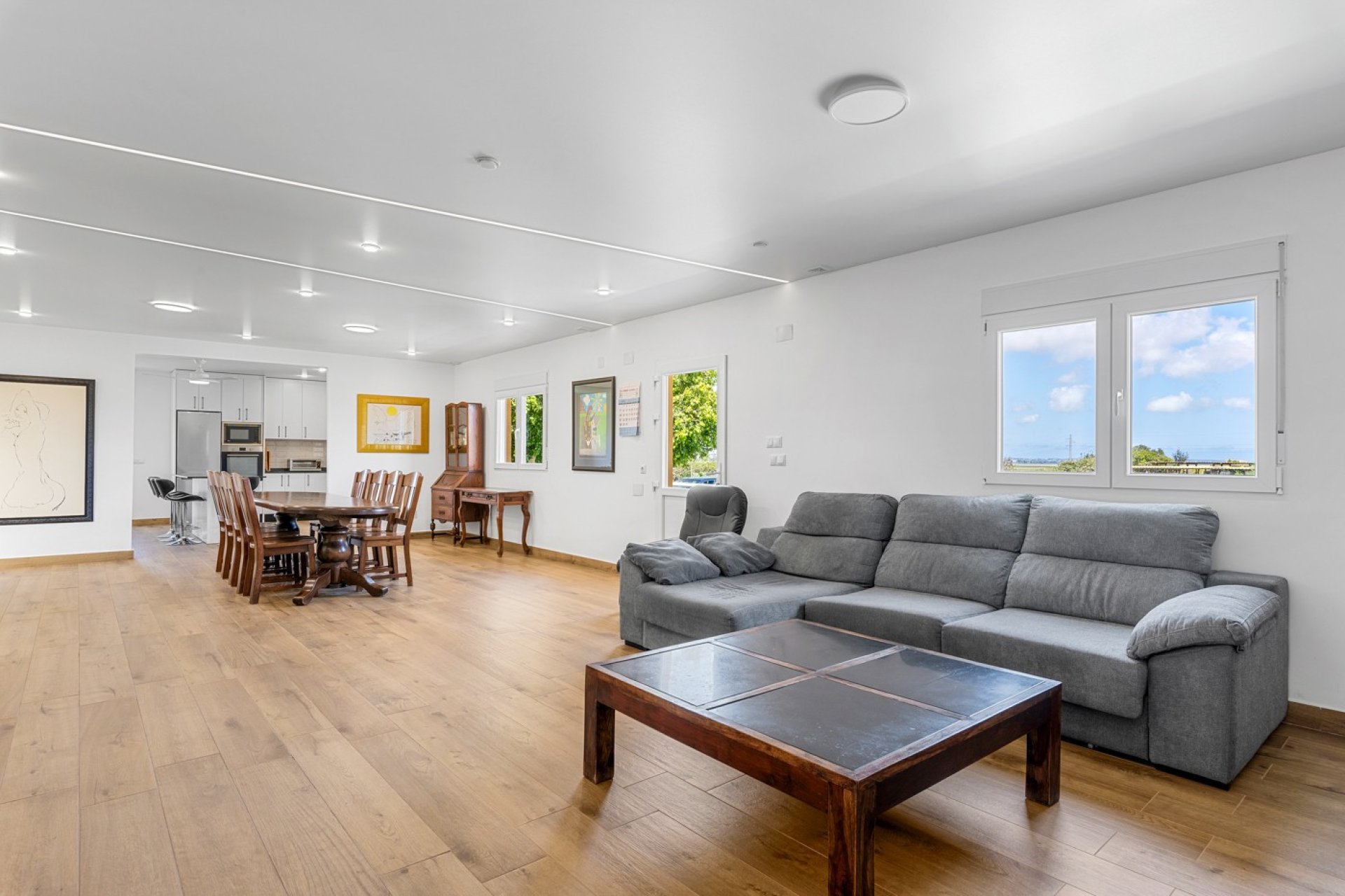 Resale - Villa -
Los Montesinos