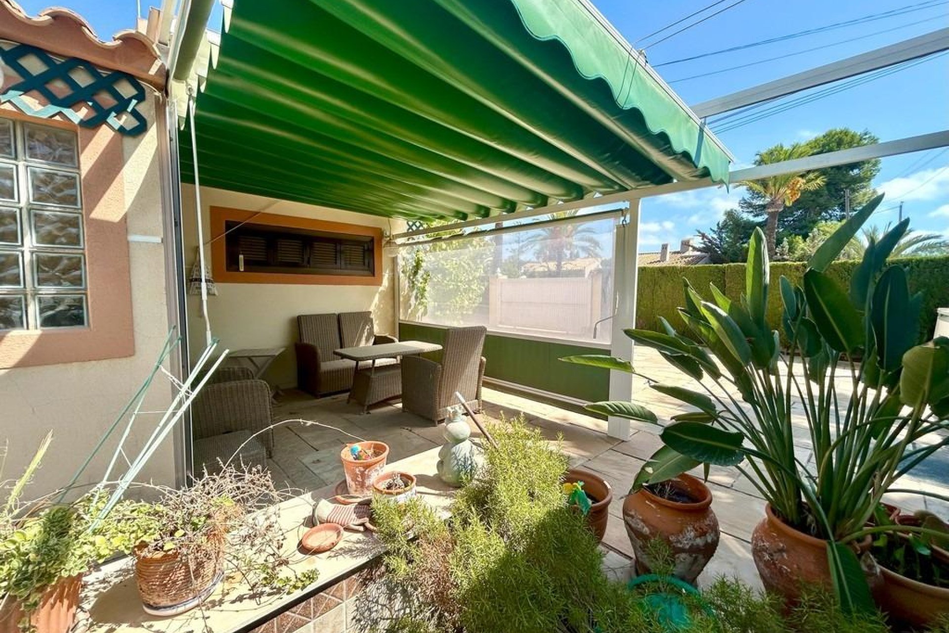 Resale - Villa -
Orihuela Costa - Aguamarina