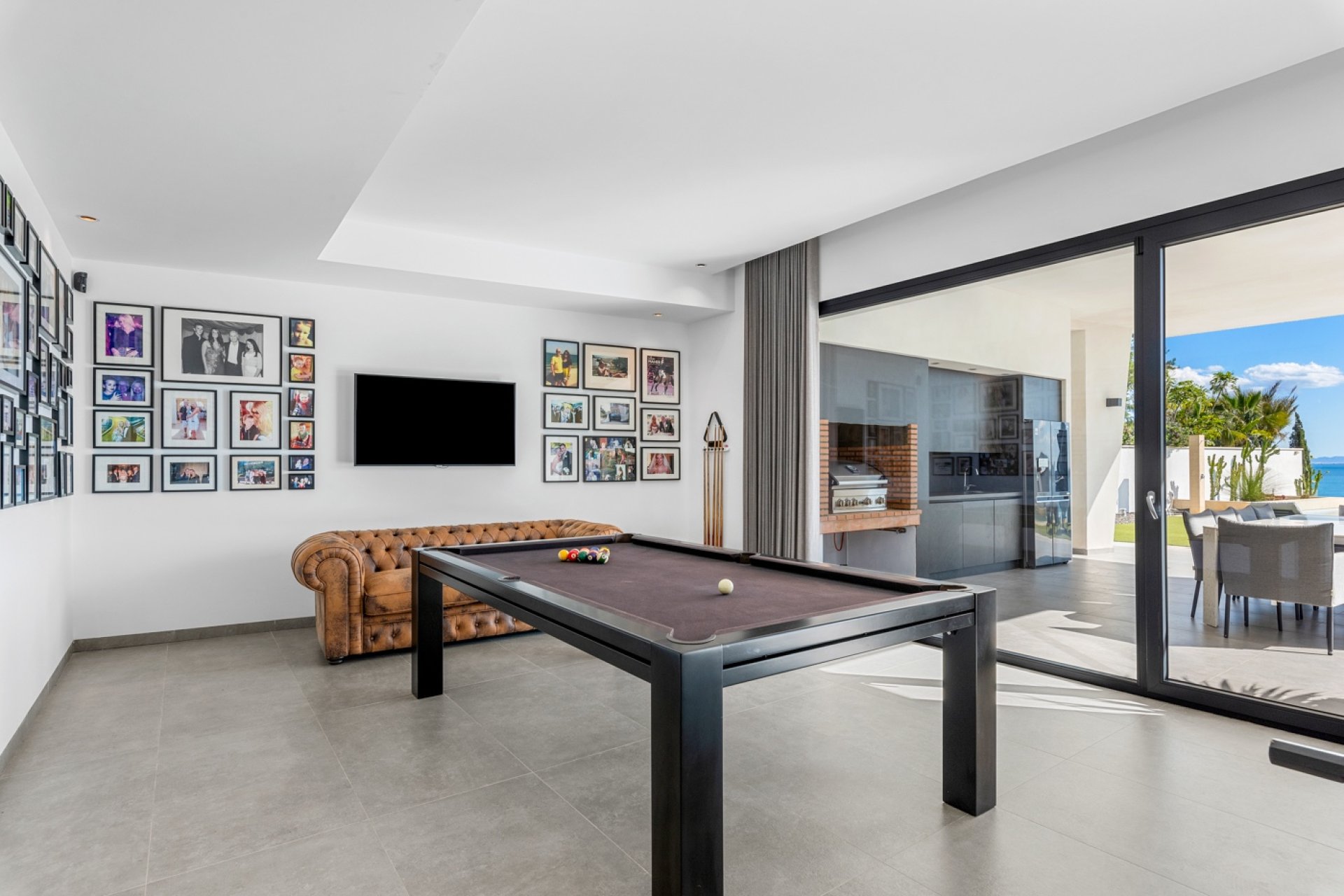 Resale - Villa -
Orihuela Costa - Cabo Roig