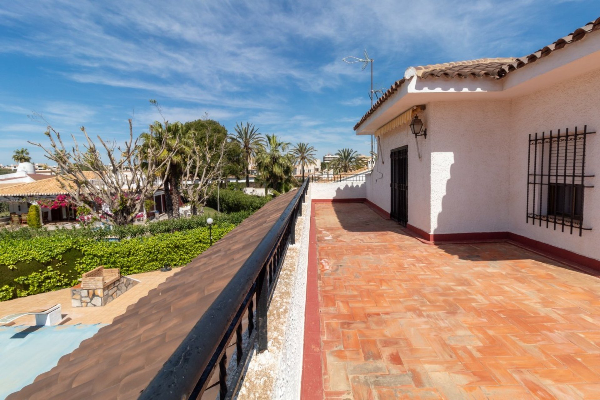 Resale - Villa -
Orihuela Costa - Cabo Roig