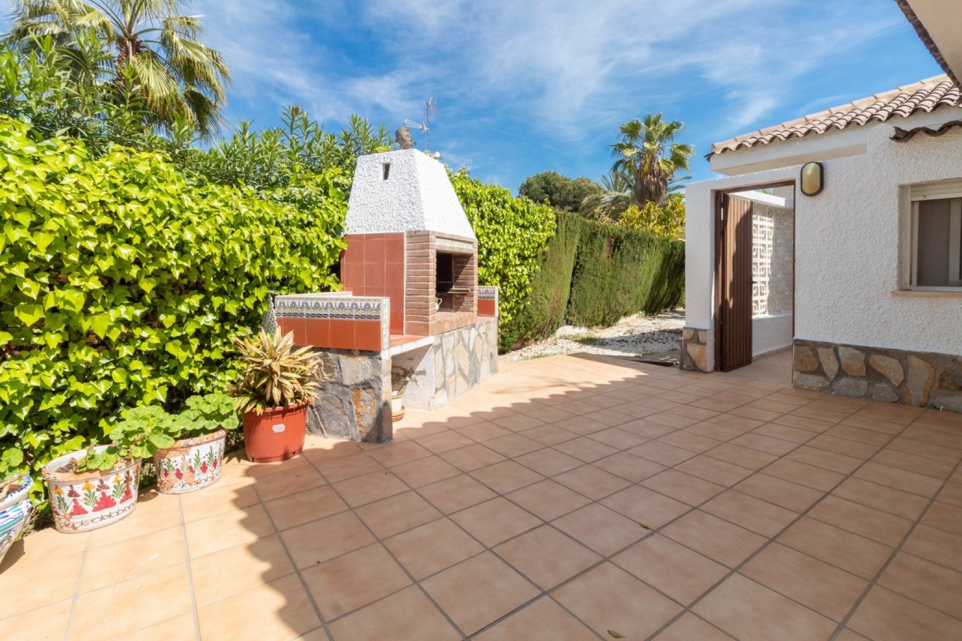 Resale - Villa -
Orihuela Costa - Cabo Roig