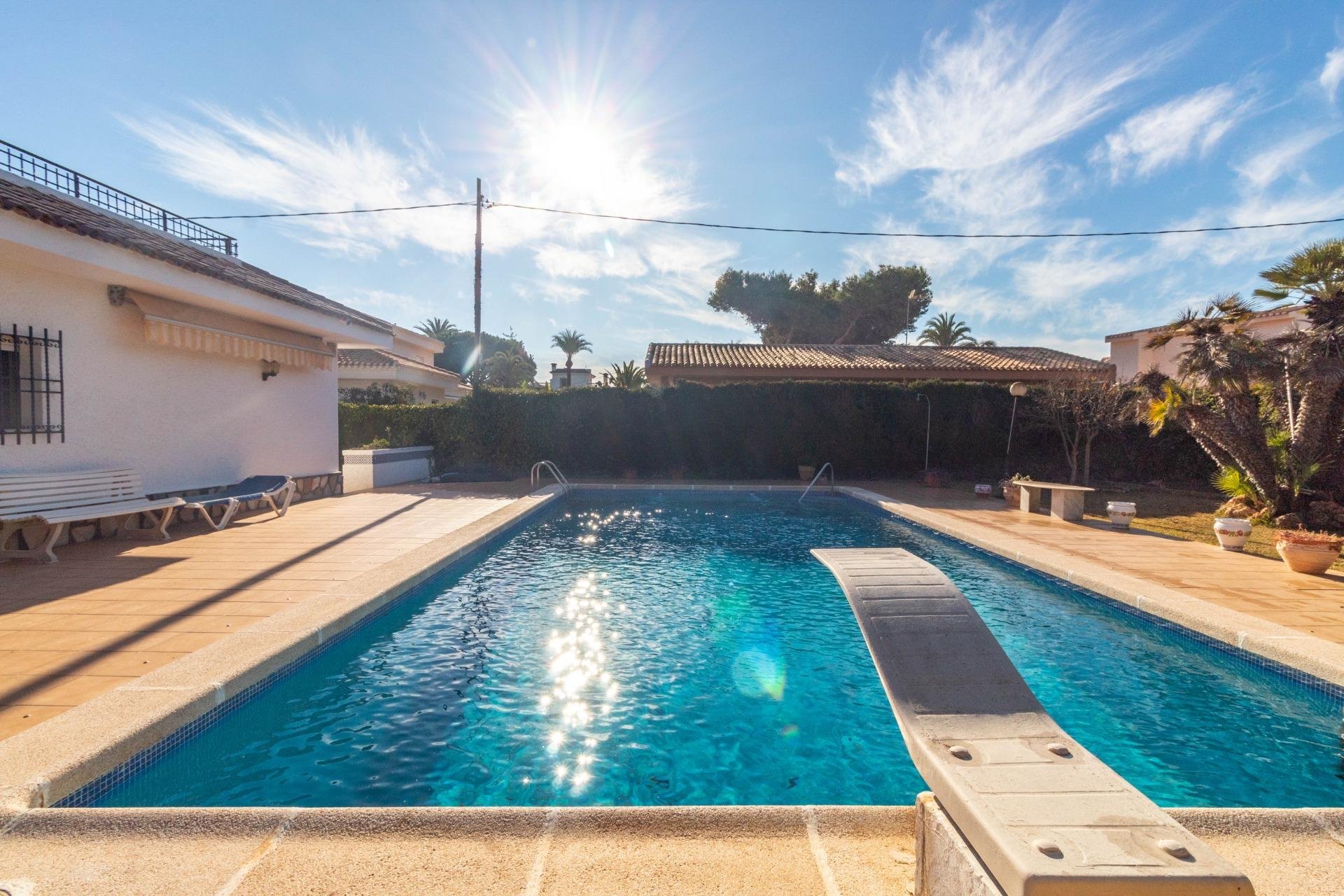 Resale - Villa -
Orihuela Costa - Cabo Roig