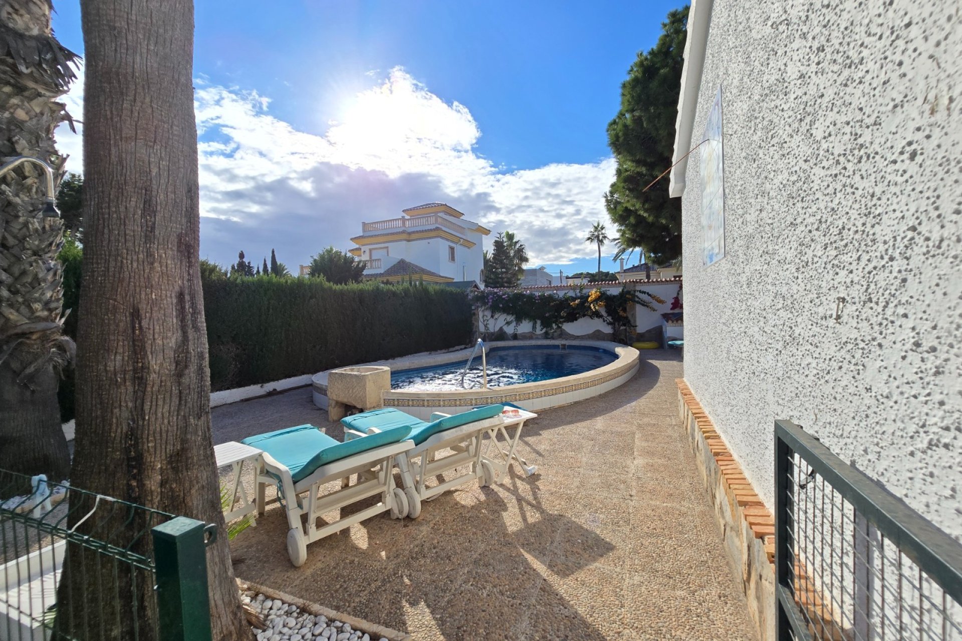 Resale - Villa * -
Orihuela Costa * - Cabo Roig *