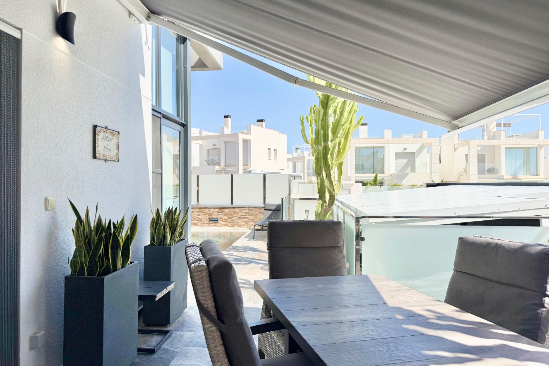 Resale - Villa -
Orihuela Costa - Cabo Roig