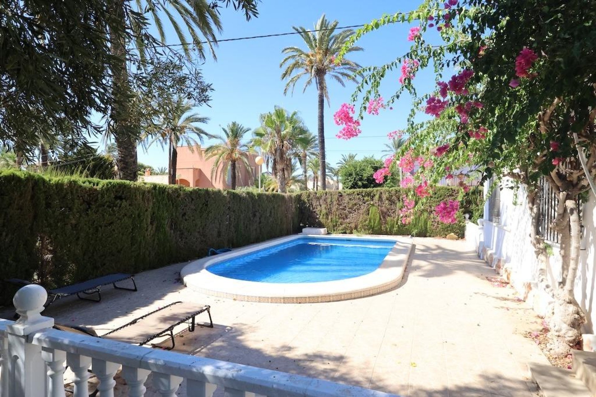 Resale - Villa -
Orihuela Costa - Cabo Roig