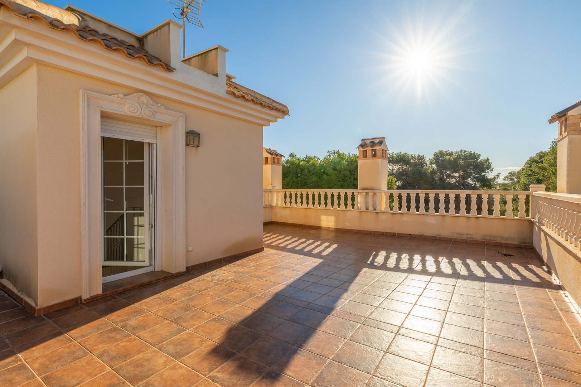 Resale - Villa -
Orihuela Costa - Cabo Roig