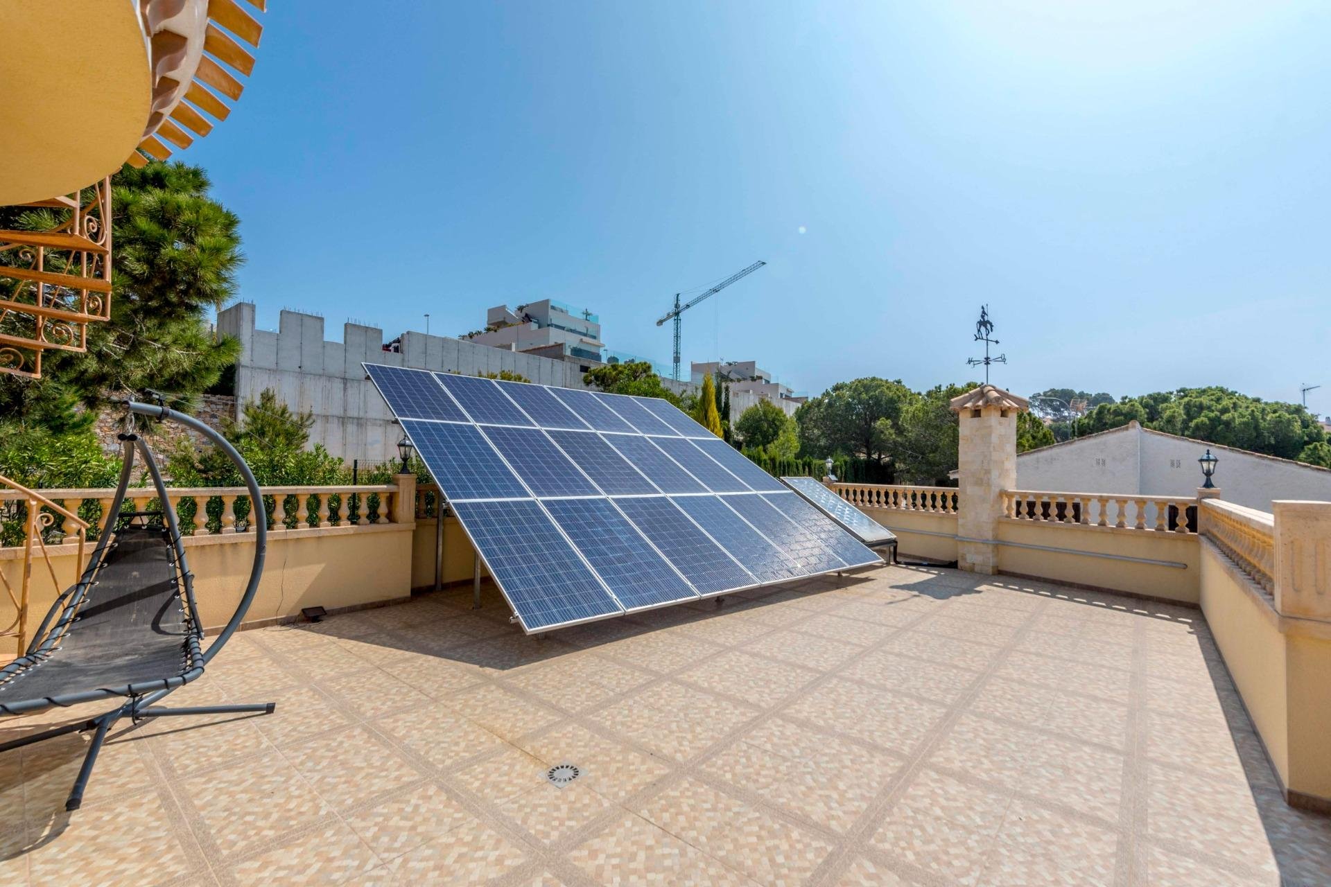 Resale - Villa -
Orihuela Costa - Campoamor