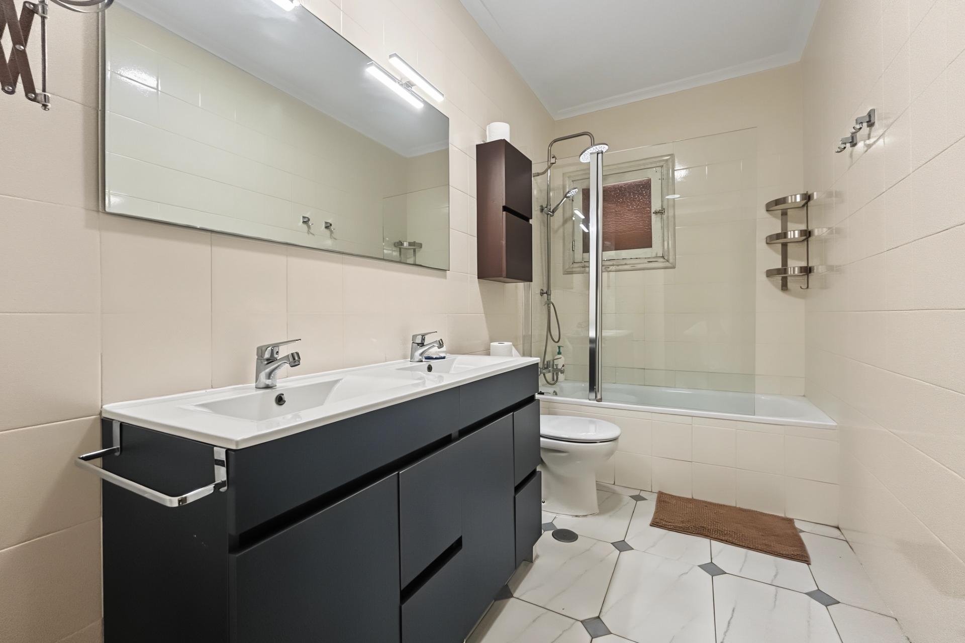 Resale - Villa -
Orihuela Costa - Campoamor