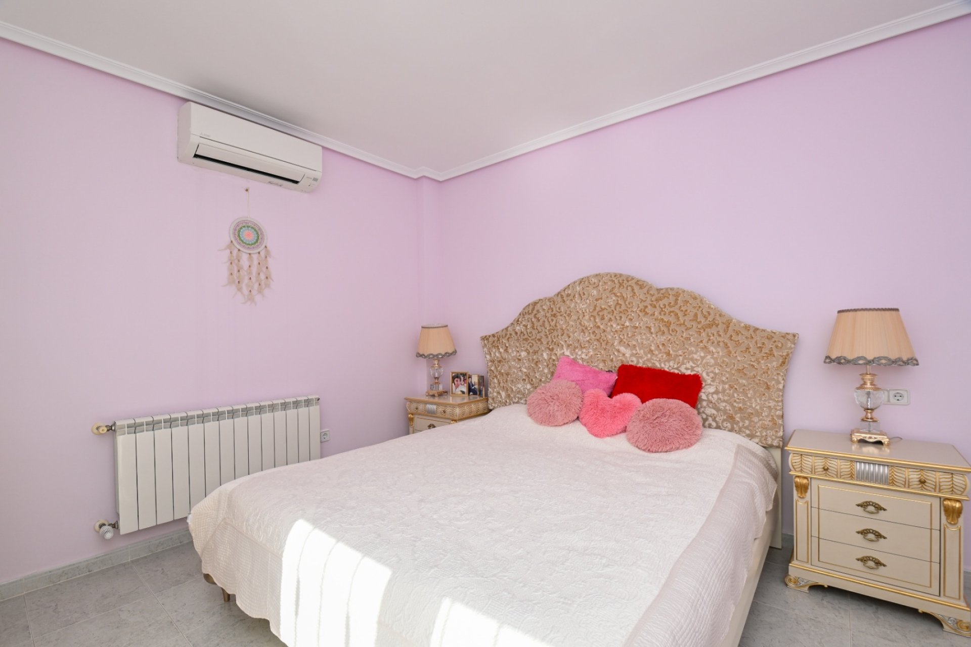 Resale - Villa -
Orihuela Costa - Club de golf y campo Las Colinas