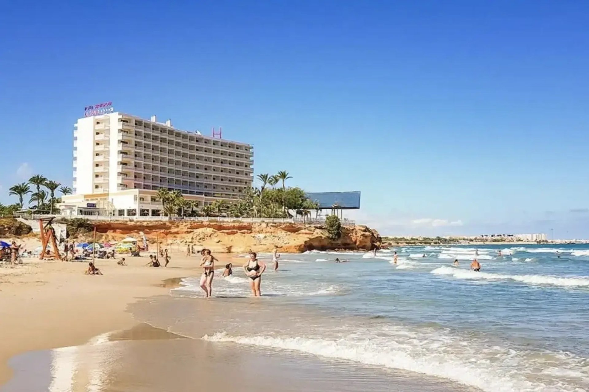 Resale - Villa -
Orihuela Costa - La Zenia