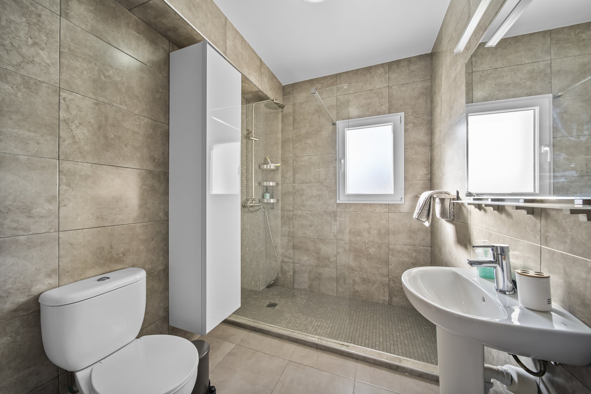 Resale - Villa -
Orihuela Costa - La Zenia