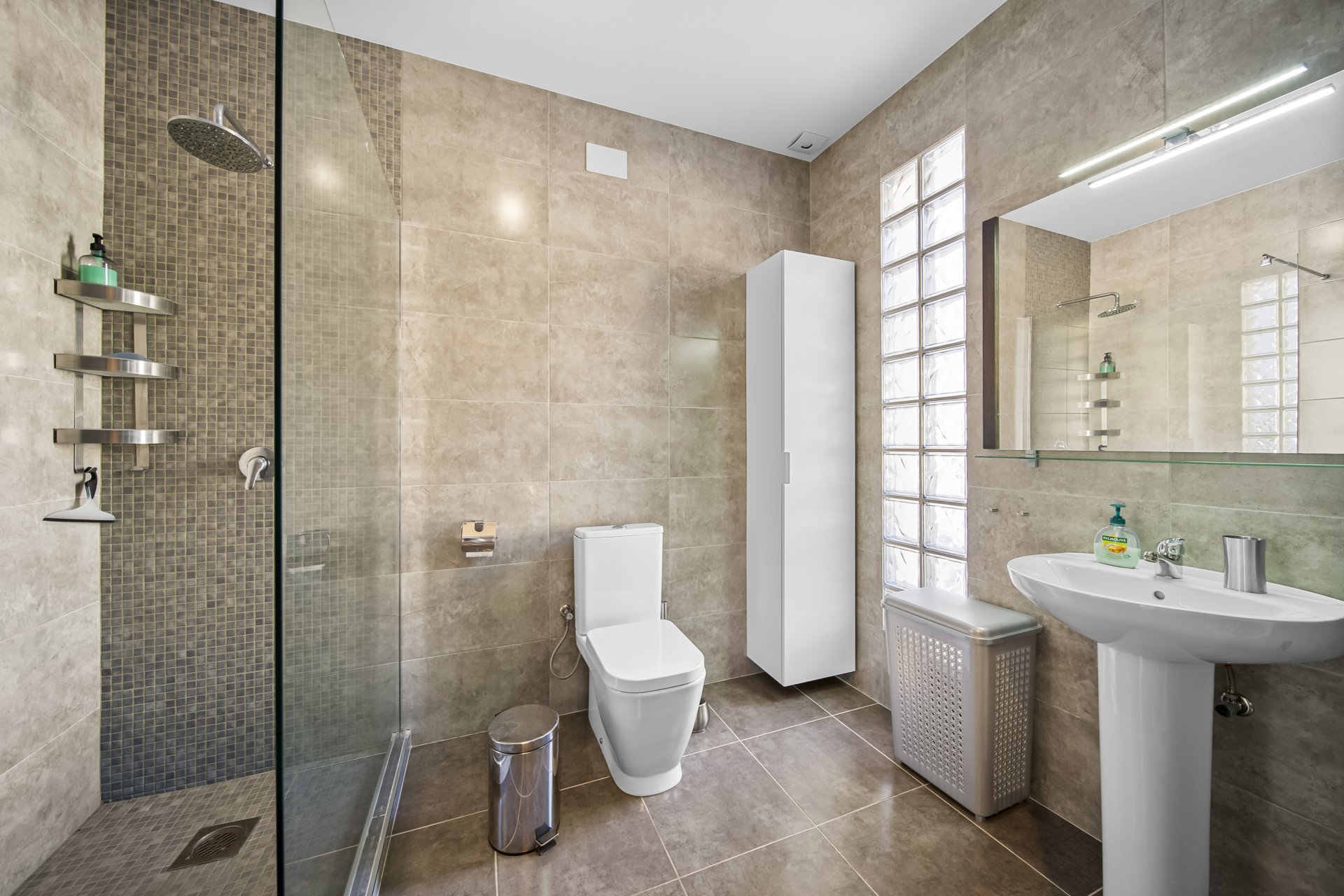 Resale - Villa -
Orihuela Costa - La Zenia