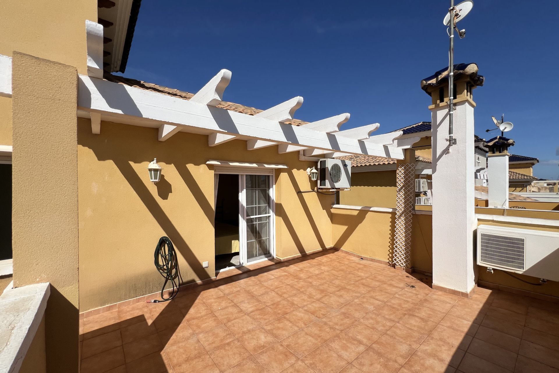 Resale - Villa -
Orihuela Costa - La Zenia