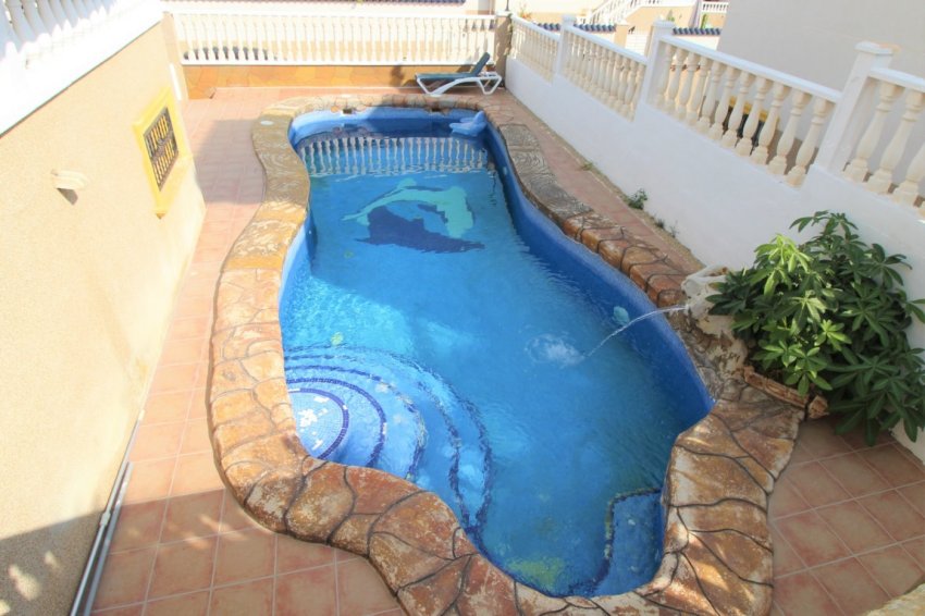 Resale - Villa -
Orihuela Costa - La Zenia